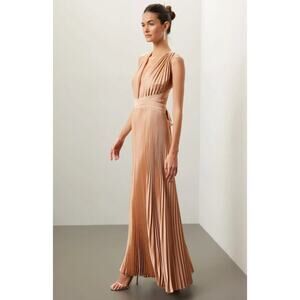 L'IDÉE Moderniste Gold Gown